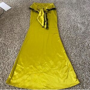 Elegant Yellow Skirt with Black lace Trim